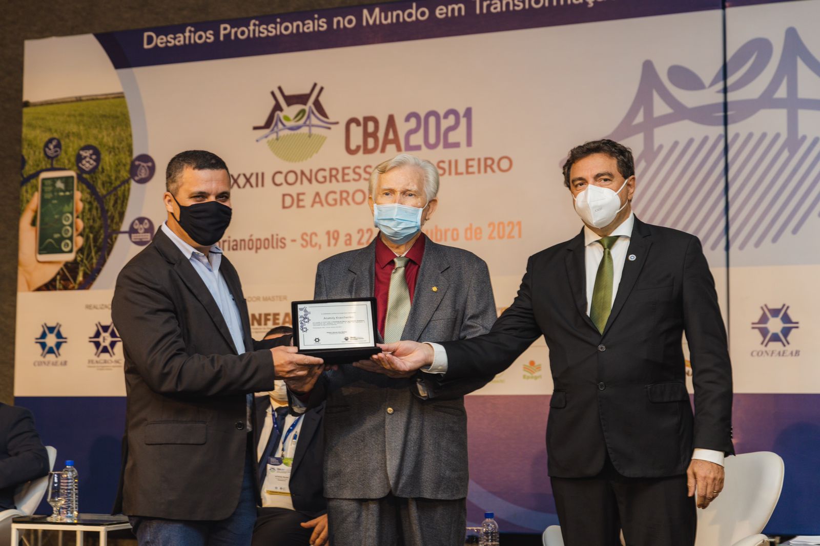 XXXII CBA abre com homenagem a personalidades do setor no Brasil, com  presença da AEAGO – AEAGO